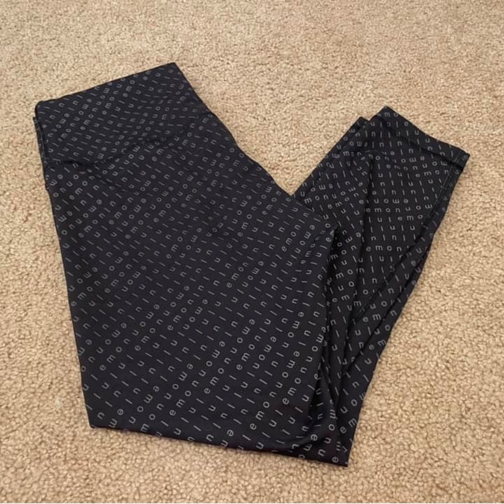 Lululemon Wunder Leggings (Logo)